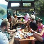 בית הארחה Neron Bihac 3*