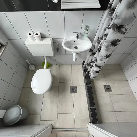 And Neron Bihac بيت ضيافة