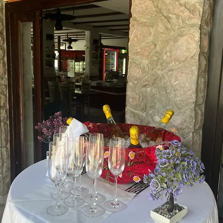 And Neron Bihac Guest house