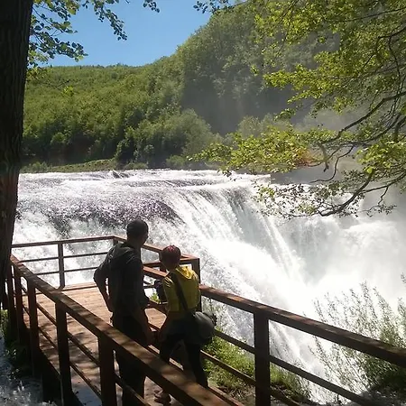 And Neron Bihac 3*
