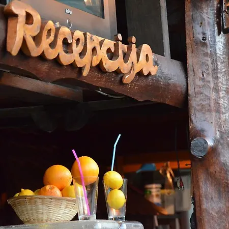 And Neron Bihac بيت ضيافة