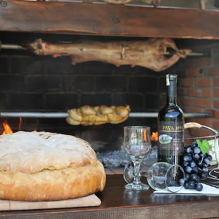 بيت ضيافة And Neron Bihac