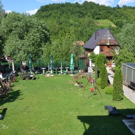 Guest house And Neron Bihac 3*