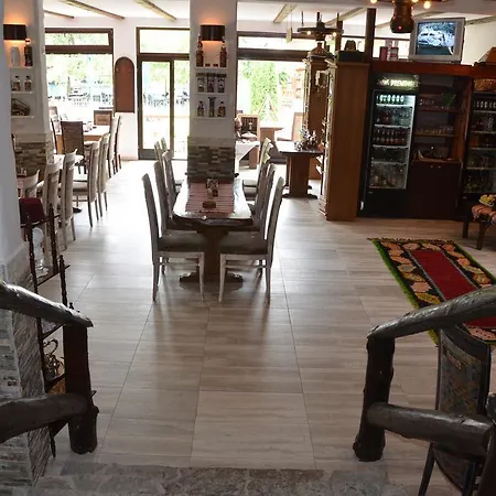 Guest house And Neron Bihac Lohovo